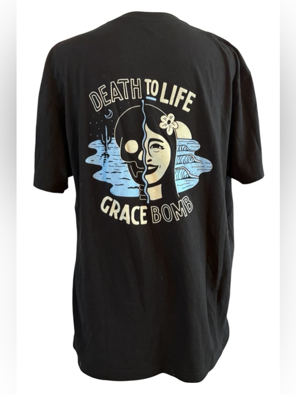 "Death to Life" Grace Bomb Tee - Black